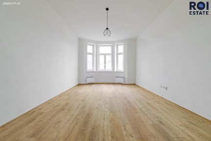 Prodej bytu 2+1 64 m² Zámecký okruh, Opava - Předměstí
