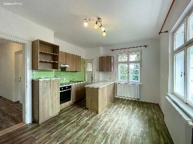 Pronájem bytu 2+1 81 m² Kubelíkova, Liberec - Liberec XXIII-Doubí
