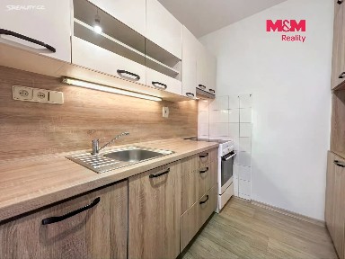 Pronájem bytu 1+kk 33 m² Jižní, Poděbrady - Poděbrady III