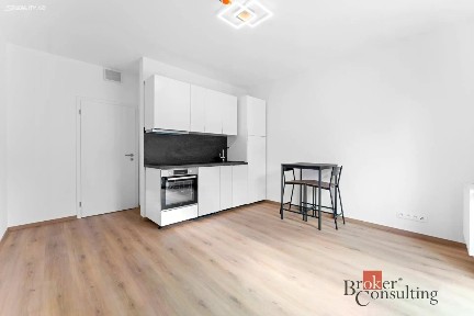 Pronájem bytu 1+kk 22 m² V Kněžívce, Tuchoměřice