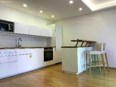 Pronájem bytu 3+kk 70 m²