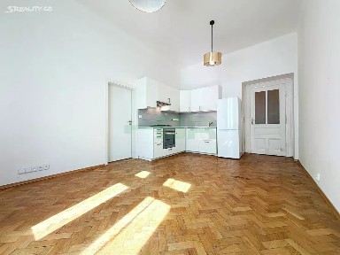 Pronájem bytu 2+kk 55 m² Ondříčkova, Praha - Žižkov