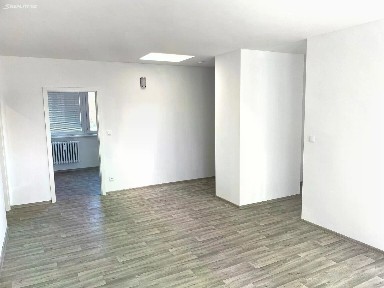 Pronájem bytu 3+1 70 m² Sabinova, Praha - Žižkov