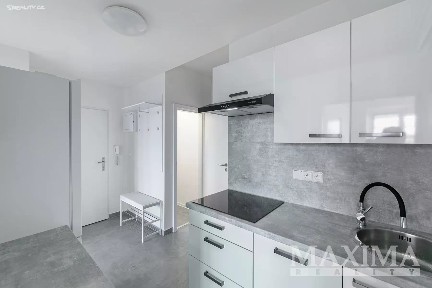 Pronájem bytu 2+kk 53 m² Jateční, Praha - Holešovice