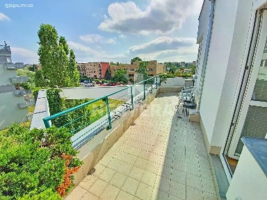 Pronájem bytu 3+1 100 m² Štěpařská, Praha - Hlubočepy