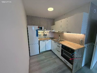 Pronájem bytu 2+kk 49 m² Lovosická, Praha - Prosek