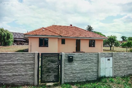 Prodej rodinného domu 135 m², pozemek 1654 m² Lišov - Velechvín