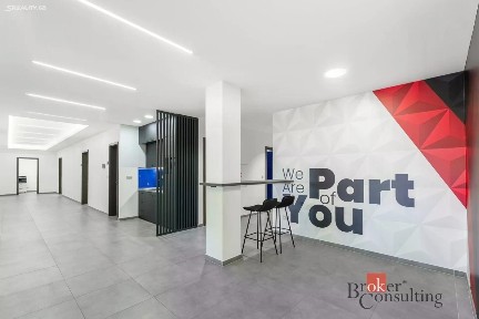 Pronájem výrobní haly, prostoru 2850 m²