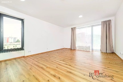 Plzeň, Plzeň-město, Jižní Předměstí, Železná, 16
