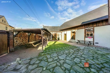 Prodej rodinného domu 688 m², pozemek 860 m² Osvobození, Luka nad Jihlavou