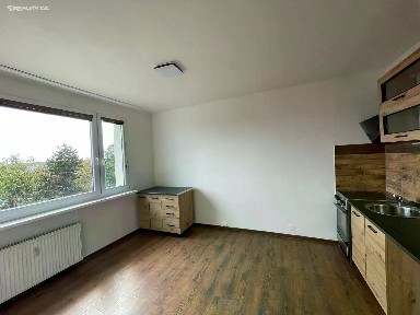 Pronájem bytu 1+1 33 m² Jirkovská, Chomutov