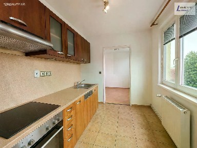 Prodej bytu 4+1 84 m² Květov