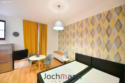 Pronájem bytu 1+kk 27 m² Kněžská, České Budějovice - České Budějovice 1