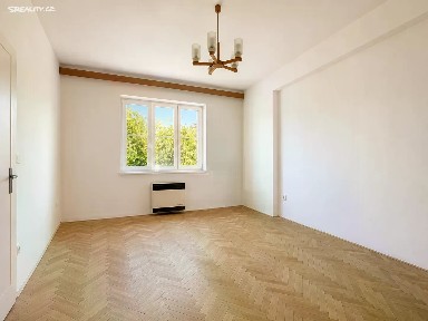 Pronájem bytu 2+kk 59 m² Bidlova, Hradec Králové