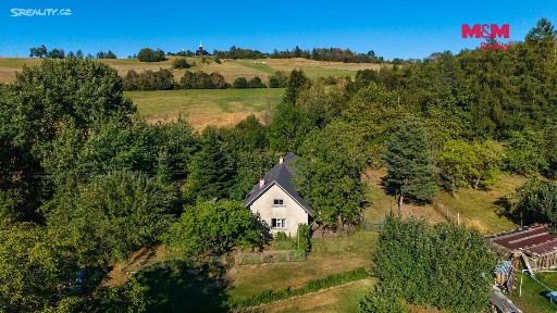 Prodej rodinného domu 139 m², pozemek 13608 m² Náchod - Lipí