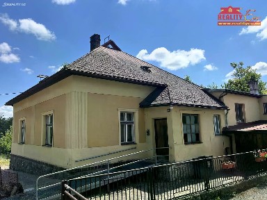 Prodej rodinného domu 260 m², pozemek 1162 m² Hronov - Velký Dřevíč