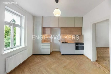 Pronájem vily 165 m², pozemek 360 m² V Předním Veleslavíně, Praha - Vokovice