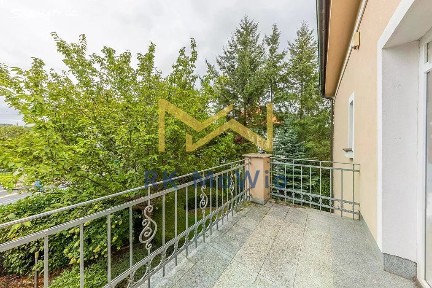 Pronájem rodinného domu 413 m², pozemek 688 m² Fráni Šrámka, Praha - Smíchov