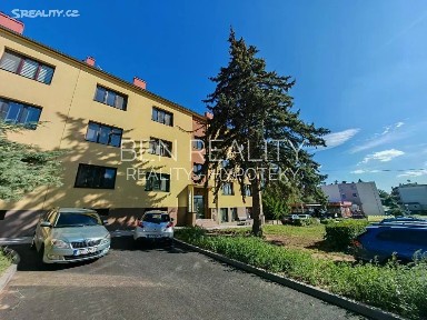Pronájem bytu 3+1 96 m² Husova, Napajedla