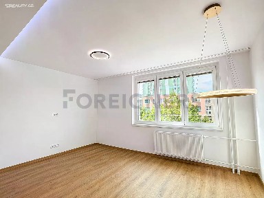 Pronájem bytu 2+kk 40 m² Valtická, Brno - Židenice