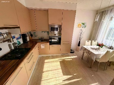 Prodej bytu 3+1 67 m² Slancova, Praha - Kobylisy