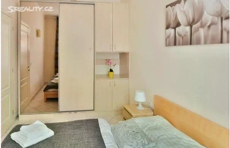 Pronájem bytu 2+kk 35 m² Tyršova, Praha - Nové Město