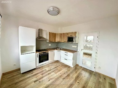 Pronájem bytu 1+1 39 m² plukovníka Mráze, Praha - Hostivař