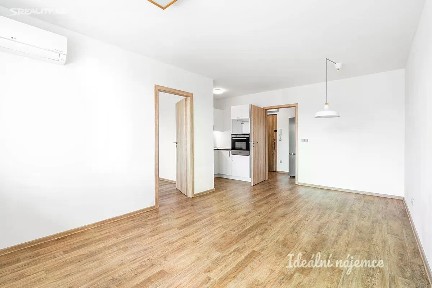 Pronájem bytu 2+kk 47 m² Jablonecká, Praha - Střížkov