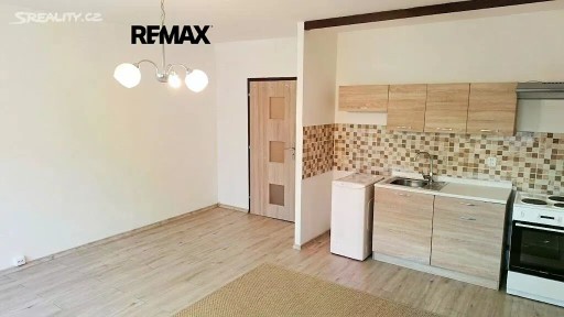 Pronájem bytu 1+kk 32 m² Dukelských hrdinů, Ústí nad Labem - Bukov