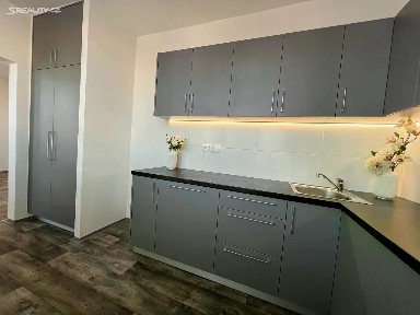 Pronájem bytu 3+1 68 m² Aloise Gavlase, Ostrava - Dubina