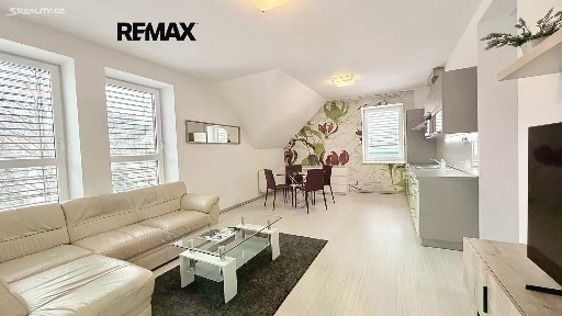 Pronájem bytu 2+kk 63 m² Josefa Šavla, Ostrava - Mariánské Hory