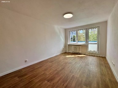 Pronájem bytu 2+kk 38 m² 29. dubna, Ostrava - Výškovice