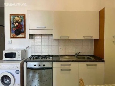 Pronájem bytu 2+kk 45 m² Tyršova, Praha - Nové Město