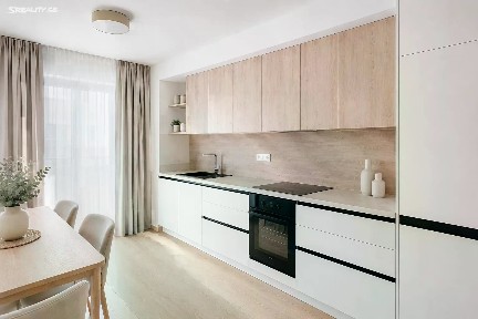 Pronájem bytu 3+kk 80 m²