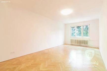 Pronájem bytu 3+1 73 m² Počernická, Praha - Malešice
