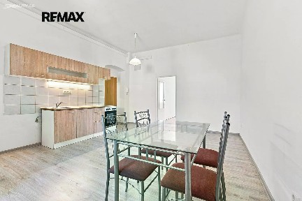 Pronájem bytu 2+kk 50 m² Skvrňanská, Plzeň - Jižní Předměstí