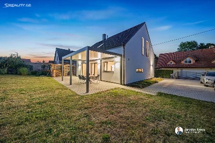Prodej rodinného domu 147 m², pozemek 911 m² Dolní Branná