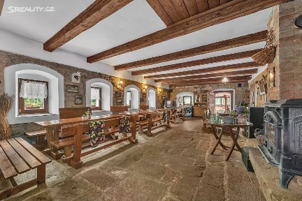 Prodej restaurace 168 m²