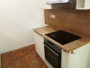 Pronájem bytu 2+kk 47 m² Palackého náměstí, Ivančice