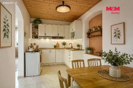 Prodej rodinného domu 72 m², pozemek 1880 m²