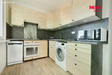Pronájem bytu 4+1 70 m² Dánská, Kladno - Kročehlavy