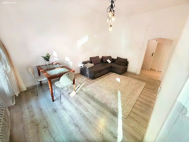 Pronájem bytu 2+kk 38 m² Slovinská, Praha - Vršovice