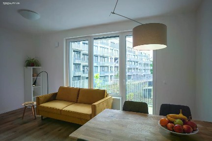 Pronájem bytu 3+kk 75 m² Červená báň, Praha - Libeň