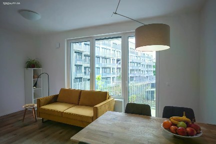 Pronájem bytu 3+kk 75 m² Červená báň, Praha - Libeň