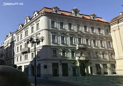 Pronájem bytu 3+1 135 m² Nám. Franze Kafky, Praha - Staré Město