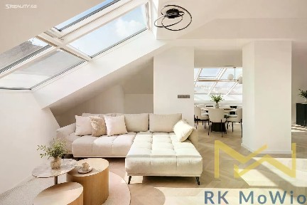 Pronájem bytu 4+kk 120 m² Šafaříkova, Praha - Vinohrady
