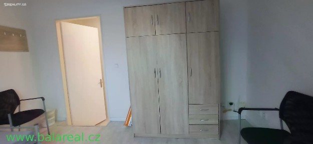 Pronájem bytu pokoje 12 m² Podnásepní, Brno - Trnitá