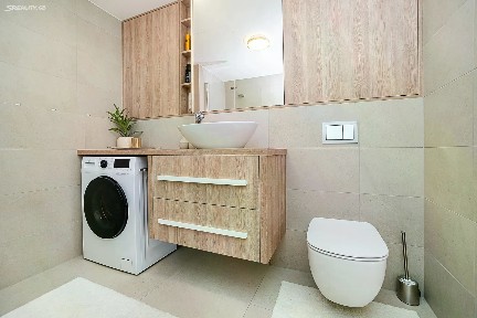 Prodej bytu 1+kk 37 m² Šenácká, Praha - Hodkovičky