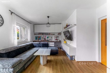 Prodej bytu 2+kk 56 m² Velebného, Praha - Újezd nad Lesy