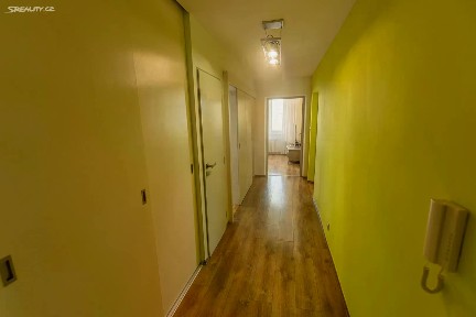 Prodej bytu 3+1 67 m² Urxova, Hradec Králové - Třebeš
